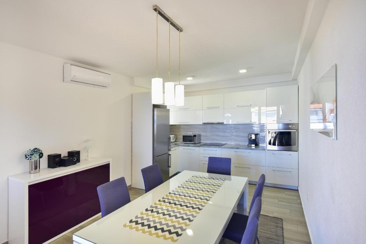 Apartment Maslina Makarska Exteriör bild
